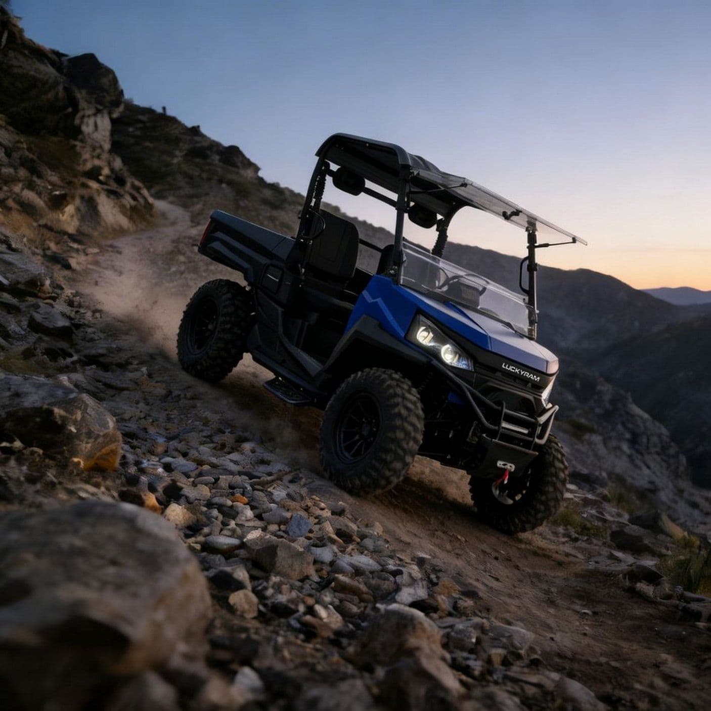 Farm Electric UTV PKE beraktė 4WD 14 colių padangos 10KW kintamosios srovės variklis